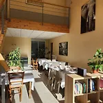 Moulin De Montizeau بيت ضيافة 3*